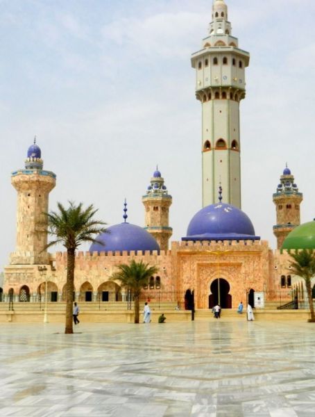 پرونده:نهادها و مراکز دینی مسلمانان سنگال.jpg