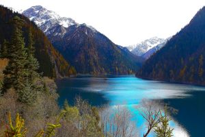 Jiuzhaigou Valley.jpg